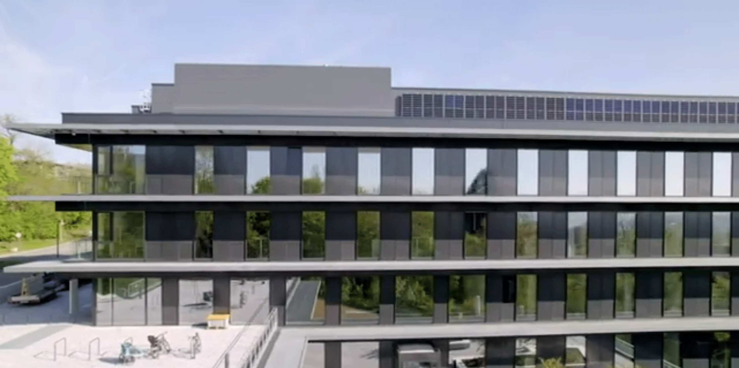 Videothumbnail: Außenansicht des Gebäudes