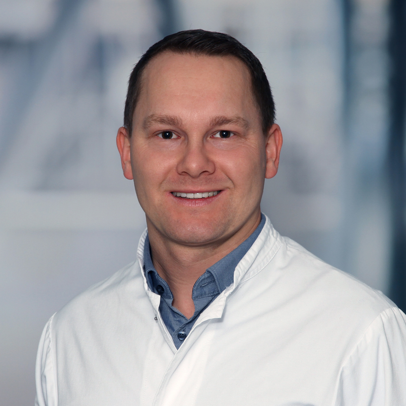 Dr. med. Joel Niethammer