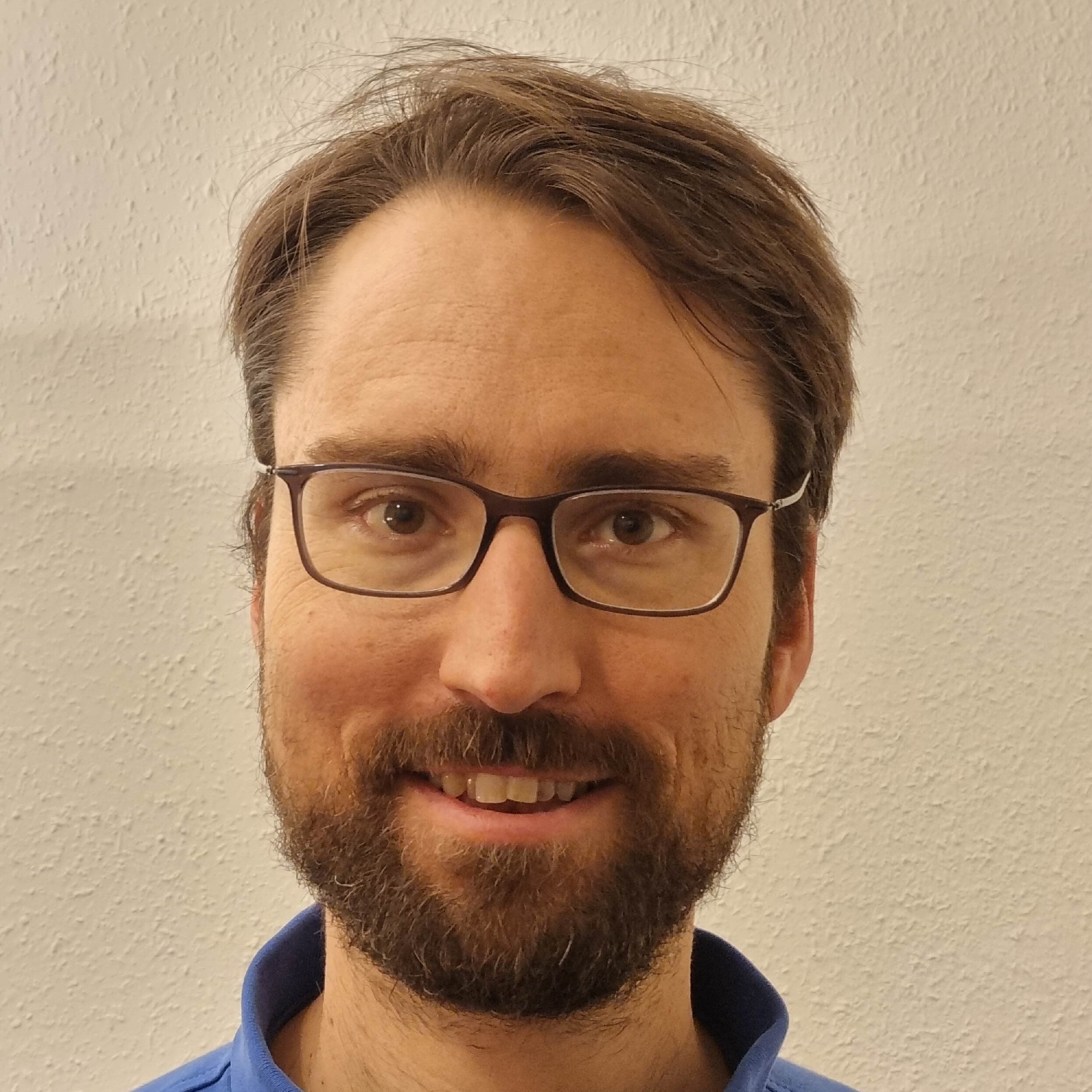 Dr. Holger Hengel