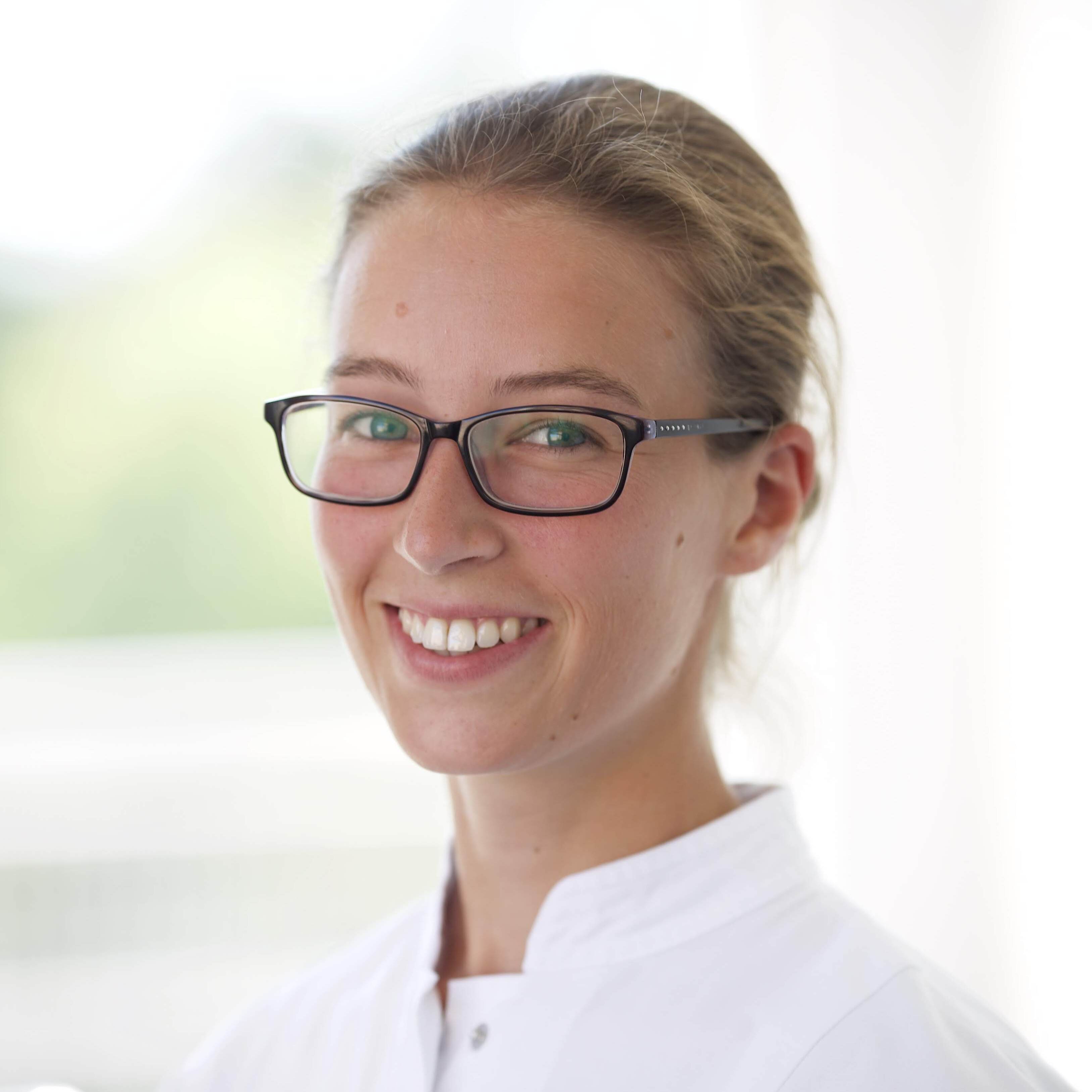 Dr. med. Annika Simma
