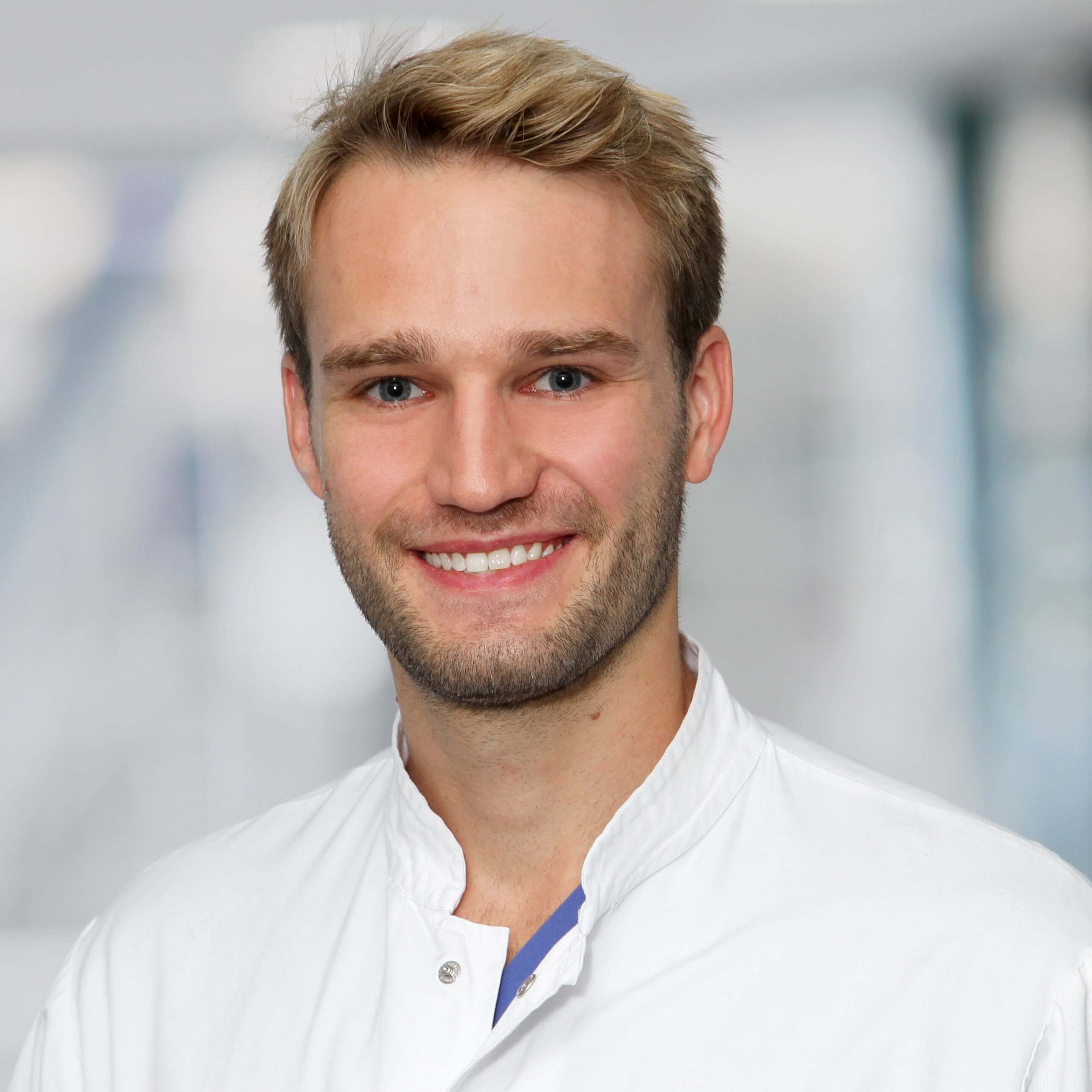 Dr. med. Dr. med. univ. Daniel Vogl