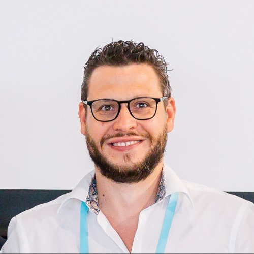 Dr. Sven Schnichels